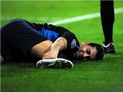 Bóng đá anh, ngoại hạng anh, lịch thi đấu euro 2012, Arsenal: Vừa thua trận, vừa mất người